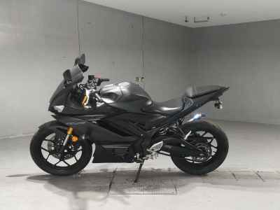 Yamaha YZFR25
