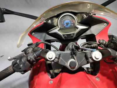 Honda CBR250R
