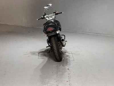 Suzuki GSR250