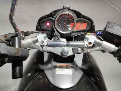 Suzuki GSR250