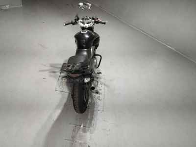 Suzuki GSR250