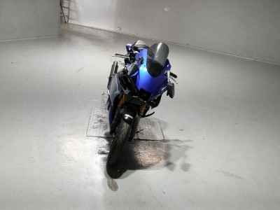 Yamaha YZFR3