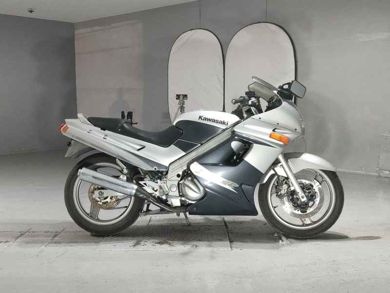 Kawasaki ZZR250