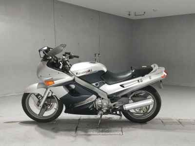 Kawasaki ZZR250