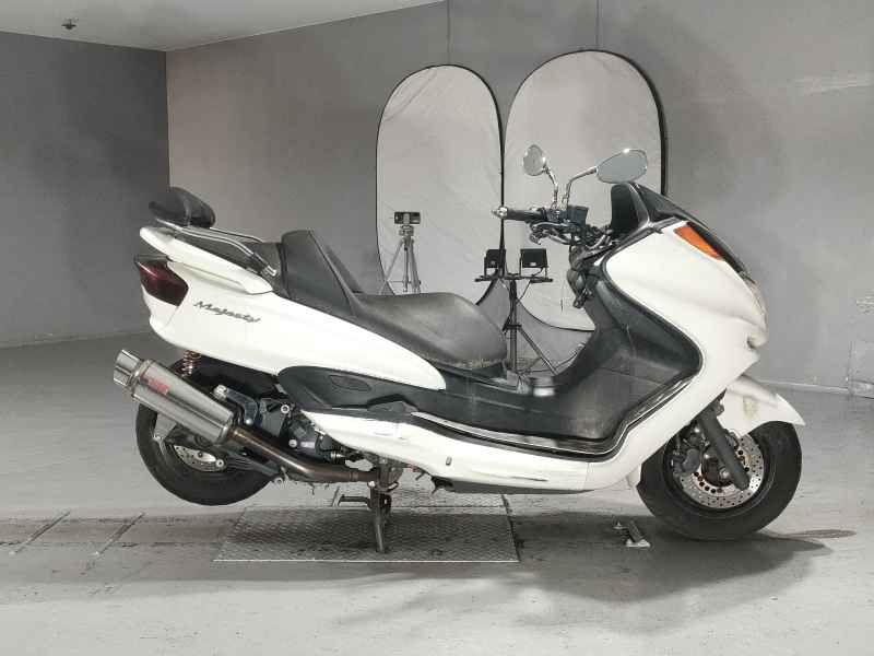 Yamaha Majesty 250C