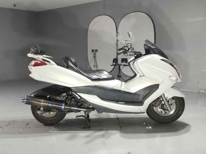 Yamaha Majesty 250
