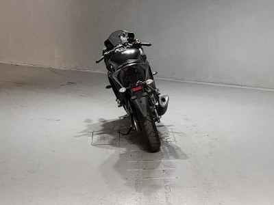 Yamaha YZFR25