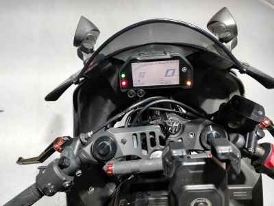 Yamaha YZFR25
