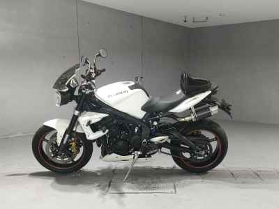 Triumph Street Triple R 2011