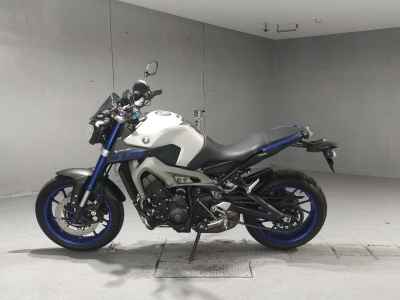 Yamaha MT-09 2015