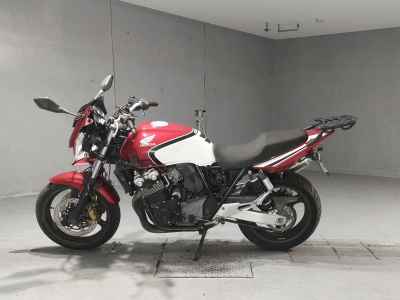 Honda CB400 Super Boldor 2005
