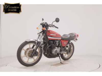 Kawasaki Z500 2025