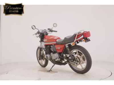 Kawasaki Z500 2025