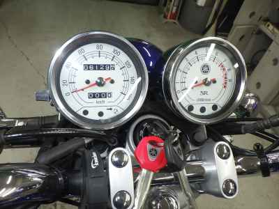 Yamaha SR400 2021