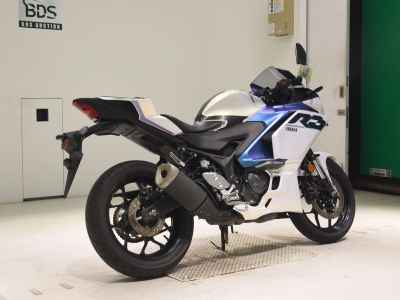 Yamaha YZF-R3 2025