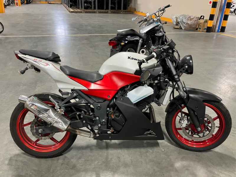 Kawasaki Ninja 250R 2012