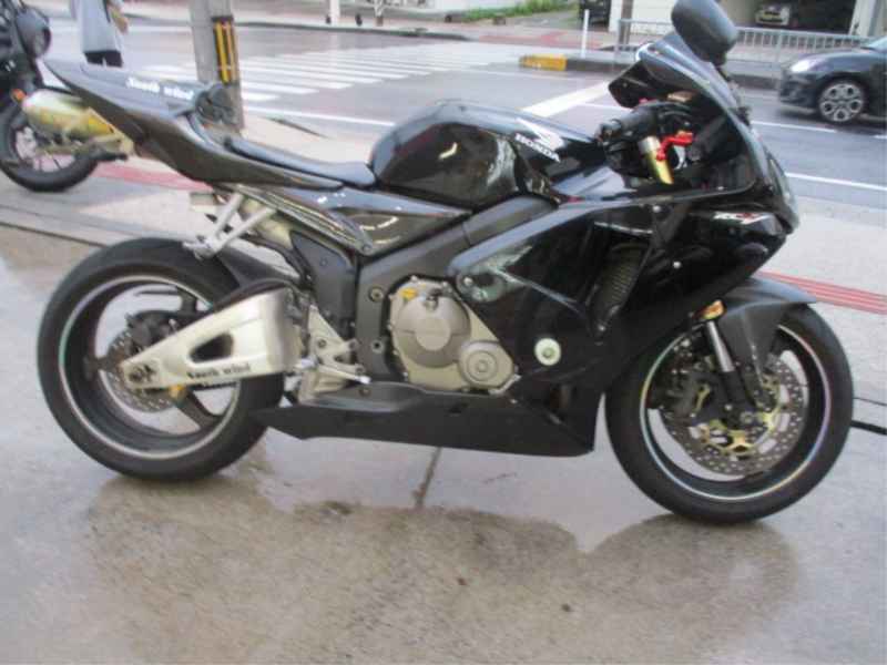 Honda CBR600RR 2005