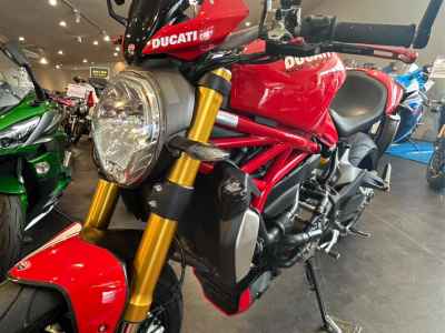 Ducati Monster 1200S 2015