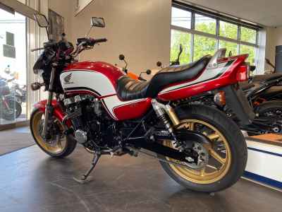 Honda CB750 2005