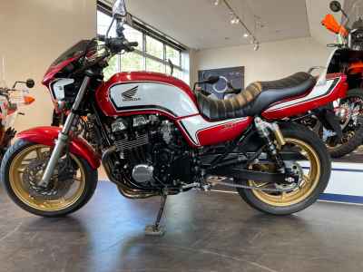 Honda CB750 2005