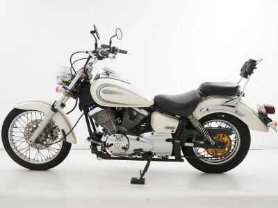 Yamaha XVS250 Drag Star