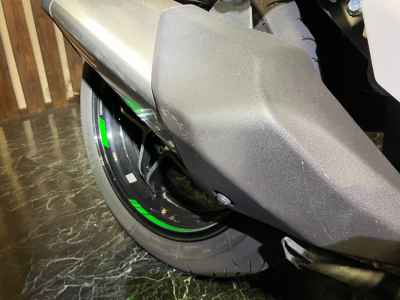 Kawasaki Ninja H2 SX 2022
