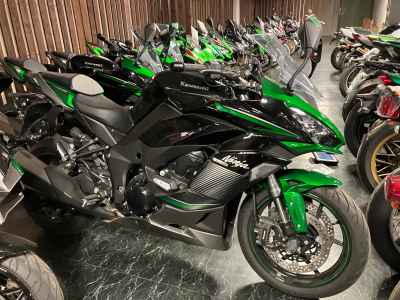 Kawasaki Ninja 1000SX 2023