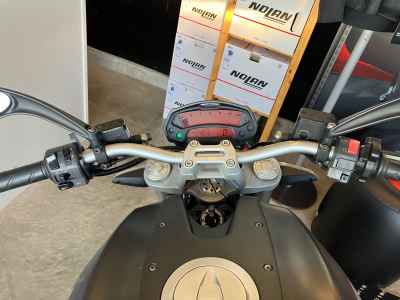 Ducati Monster 696 2013