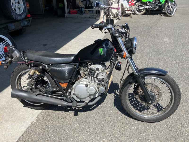 Suzuki GrassTracker