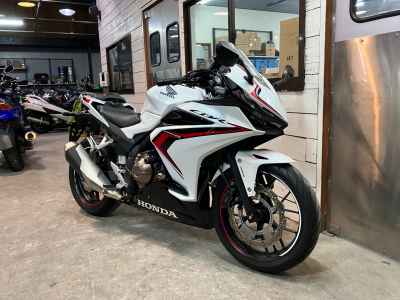 Honda CBR400R 2021