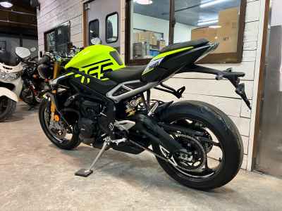 Triumph Street Triple Moto2 Edition 2023