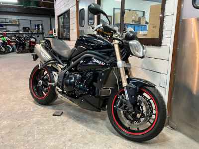 Triumph Speed Triple 1050 2013