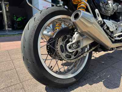 Triumph SLUGLINE 1200R 2017