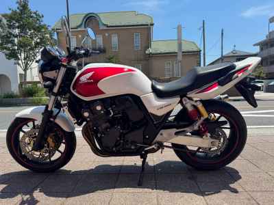 Honda CB400SF 2015
