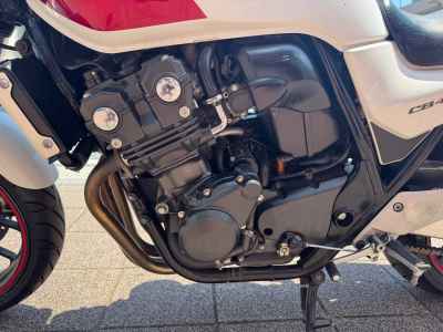 Honda CB400SF 2015