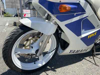 Yamaha TZR250