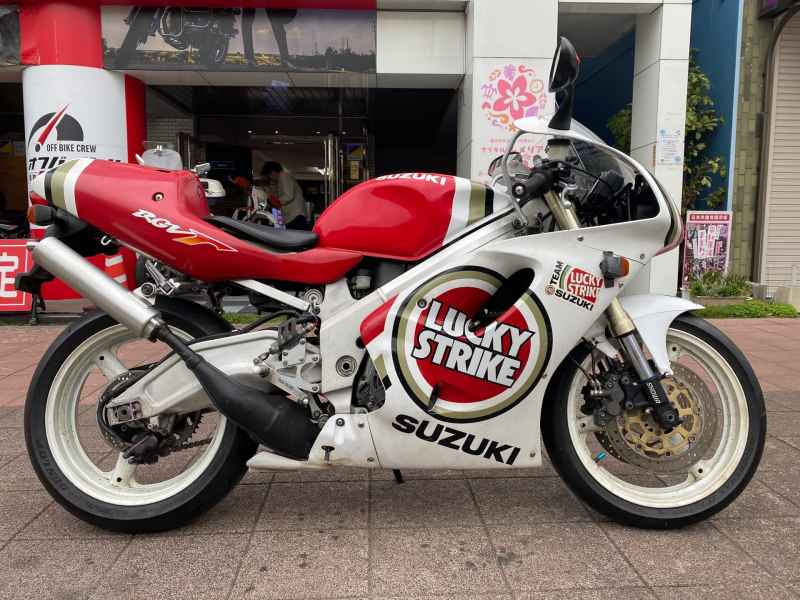 Suzuki RGV250 SP