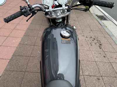 Yamaha SR400 2021