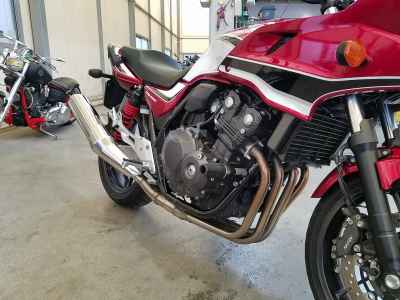 Honda CB400 Super Boldor 2021