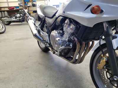 Honda CB400 Super Boldor 2010