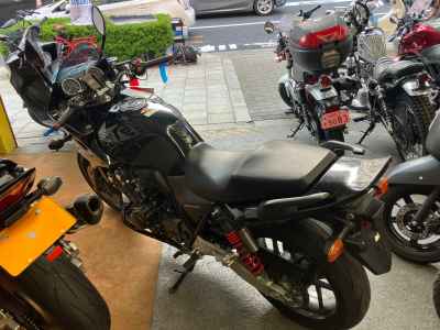 Honda CB400 Super Boldor 2019