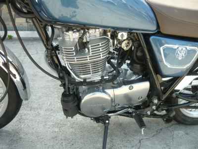 Yamaha SR400 2020