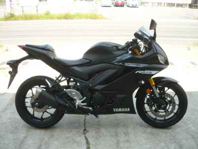 Yamaha YZF-R25 2019