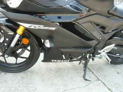 Yamaha YZF-R25 2019