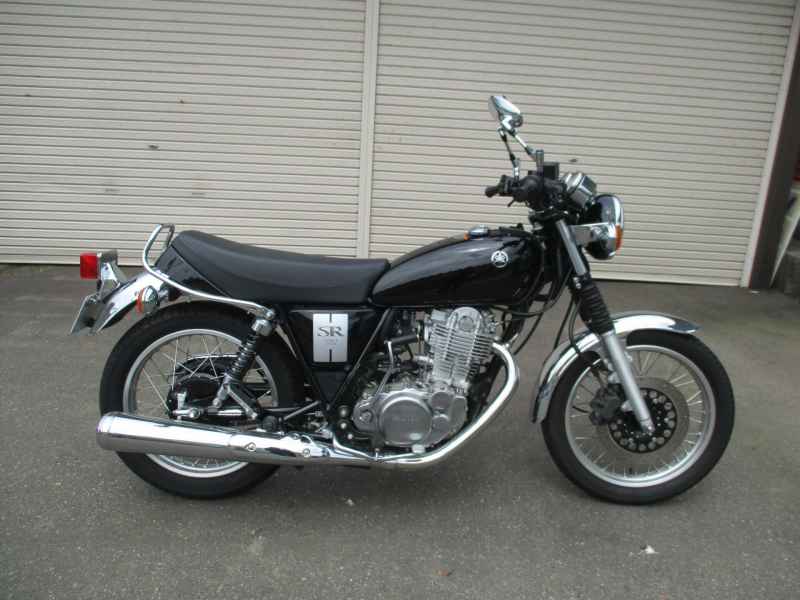 Yamaha SR400 2019