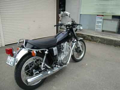 Yamaha SR400 2019