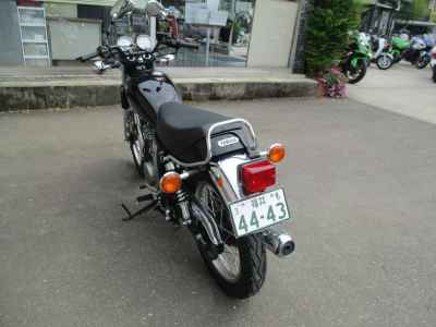 Yamaha SR400 2019