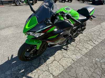 Kawasaki Ninja 650 KRT Edition 2022