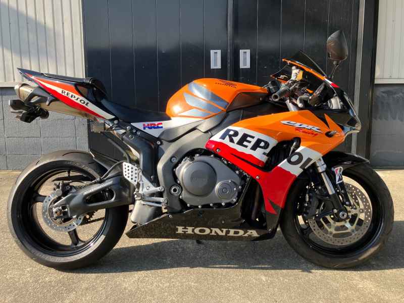 Honda CBR1000RR 2006