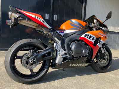 Honda CBR1000RR 2006